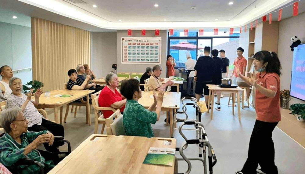 成都大弯街道养老服务综合体(福孝家康养中心):青白江半失能照护与起居·洗澡·用餐服务核验参考