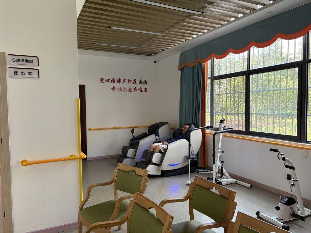 成都恩田长者养护中心:成华区卧床全护理与鼻饲、气管切开照护参考