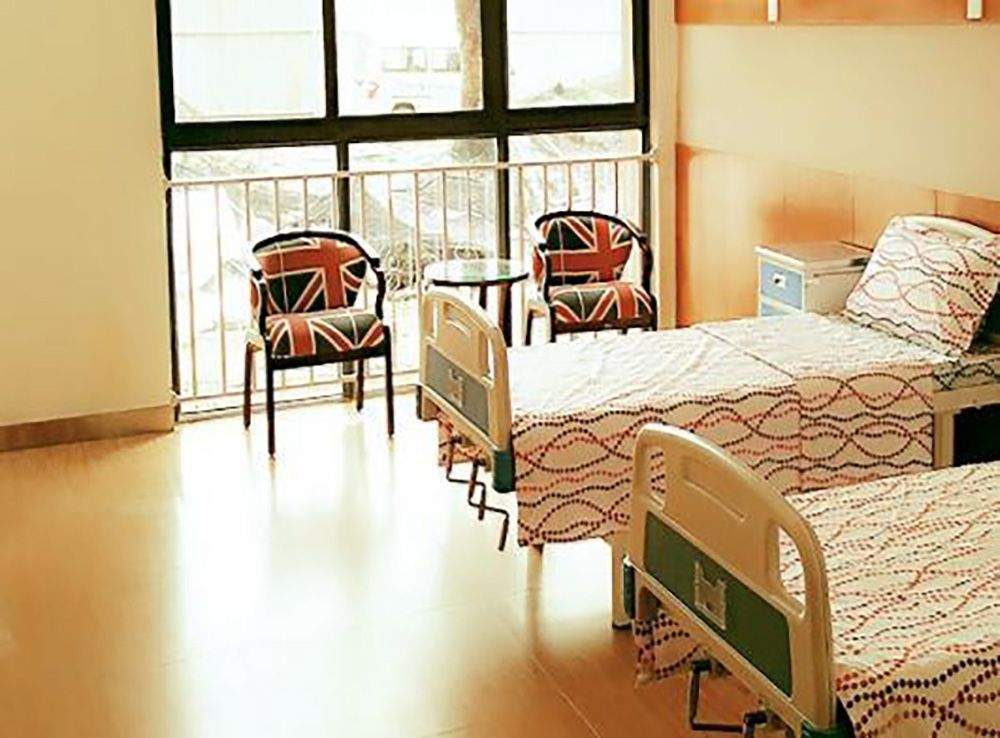 成华区半自理长者照护机构怎么选：从祥和长者养护中心建设路店看照护分级